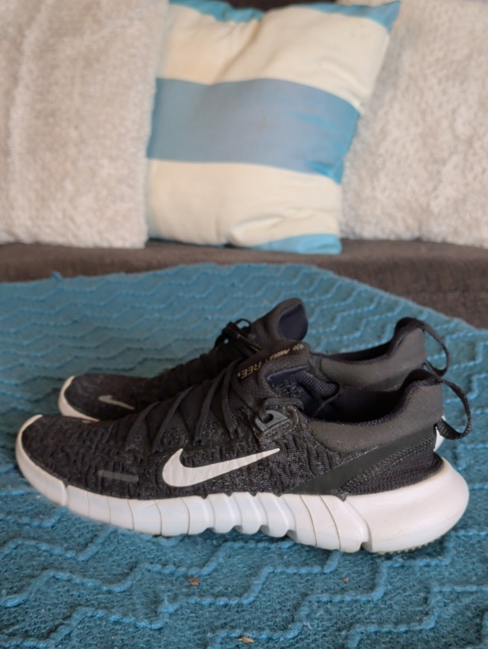 Nike Kids Black and White Knit Running Shoes